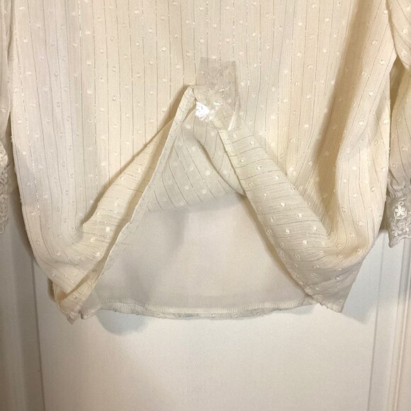 Suomiaoke Women's Blouse Ruffles Feminine Cream Lace Office Business Clothes - Picture 9 of 10